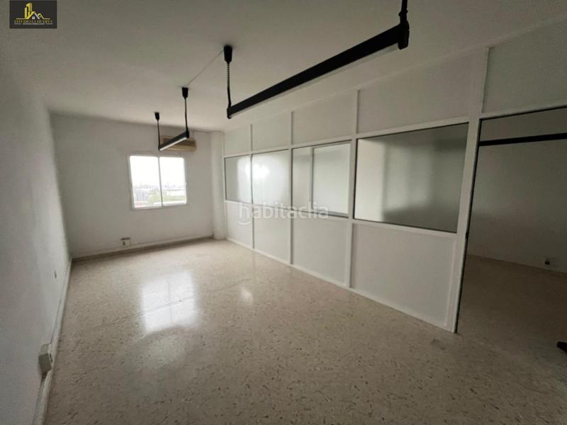Foto 0a5b4a85-d8a2-4894-8dd5-d47e8e527a2a. Büro in Picadueñas Jerez de la Frontera
