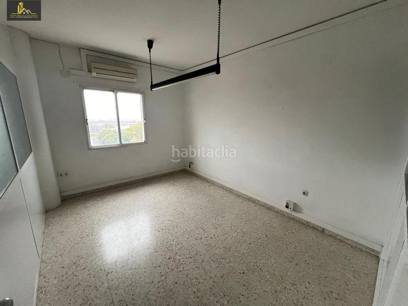 Foto 69d048fe-9514-4f44-b21e-69901d76074e. Büro in Picadueñas Jerez de la Frontera