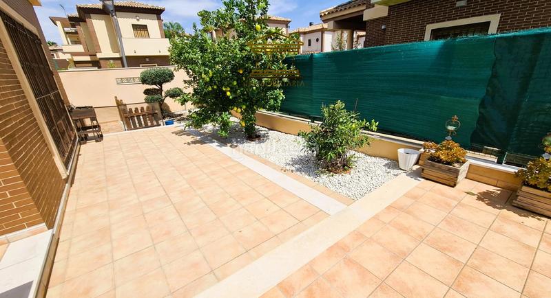 Foto 9f715544-5e87-4a0a-aeb6-f05ea8c15347. Chalet  en Núcleo Urbano Aljaraque