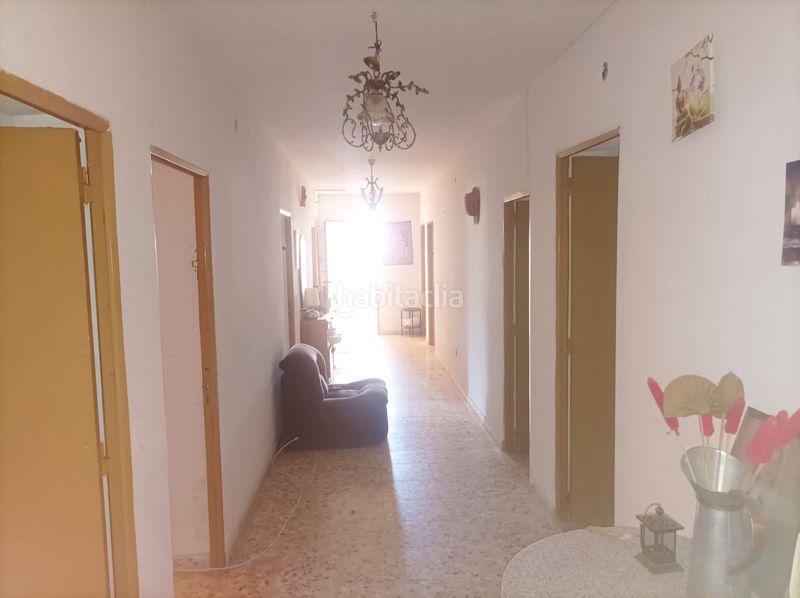 Foto 25d81c73-1538-4bb3-8884-1fe4cbb1f846. Xalet amb xemeneia calefacció piscina a Escalona