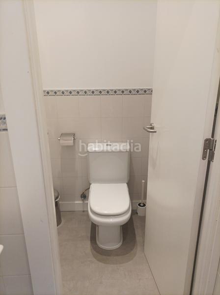 Foto 35cc750d-3b1a-402d-b38c-e8fff7af8413. Locale commerciale in avenida de la universidad 35 in Leganés