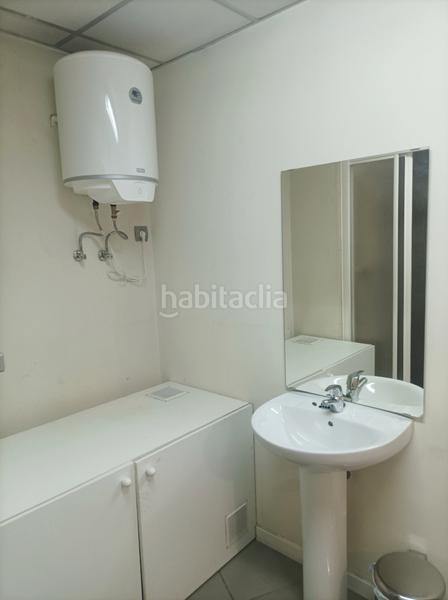 Foto 834fd531-84d7-4031-8fe5-5152f3221b15. Locale commerciale in avenida de la universidad 35 in Leganés