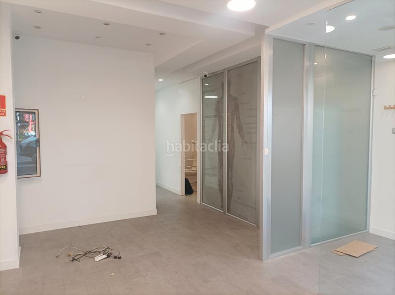 Foto faed2892-7313-4e2d-9a96-faf2679dc875. Locale commerciale in avenida de la universidad 35 in Leganés