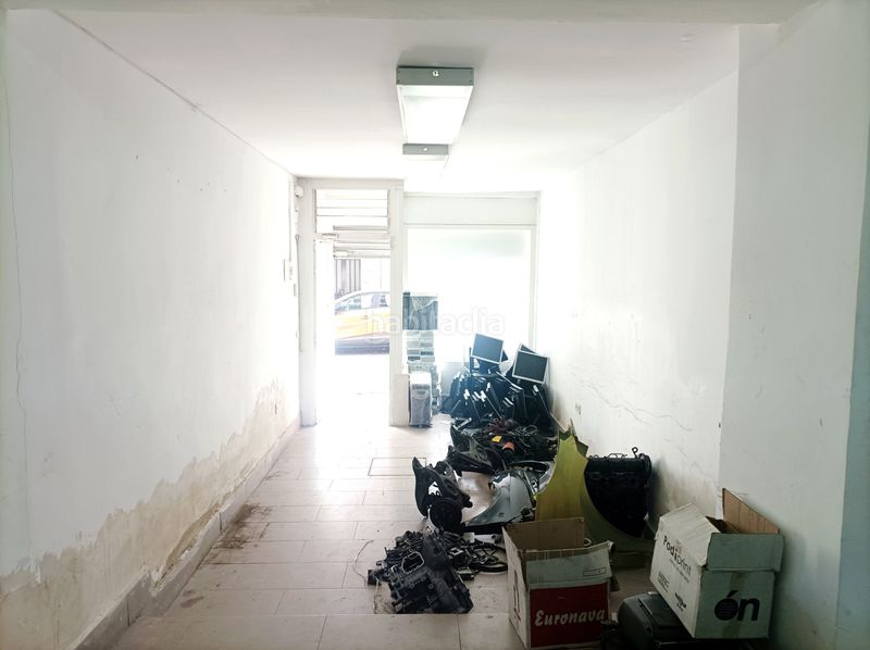 Foto 325ca061-b99e-4e6d-bfad-75b7f3757e92. Local comercial a Villaverde Alto Madrid