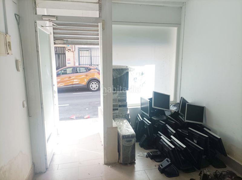 Foto e65de544-8a8c-4247-9bc1-9255bedefa7c. Local comercial a Villaverde Alto Madrid