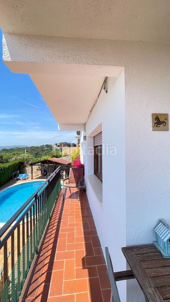 Foto 753a3ad0-1164-4897-9402-cc25227fe3e5. Casa amb piscina a Sant Cebrià de Vallalta