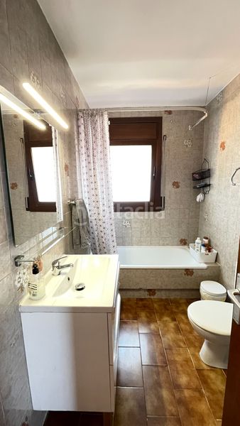 Foto cb528576-83ba-445e-8119-069cb1eb8a9f. Casa amb piscina a Sant Cebrià de Vallalta