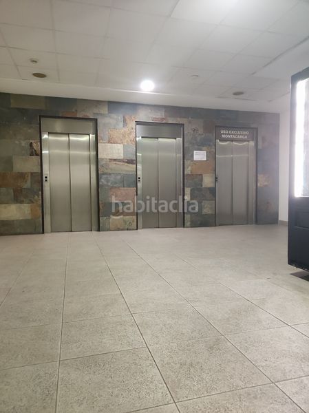 Foto db7af992-1272-49dd-873e-2cc557500a21. Affitto ufficio con riscaldamento in Centro Bormujos