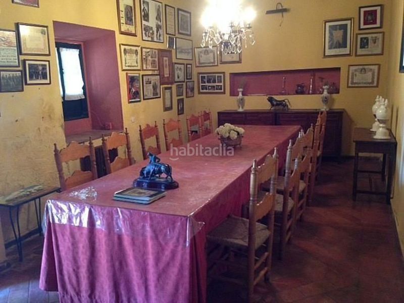 Foto a566ddd9-5f15-425c-8a18-b48a8892f2c2. Casa chalet en Gines