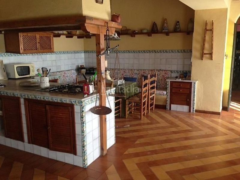 Foto d26b8e0e-c443-4db2-a027-99a21924d532. Casa chalet en Gines