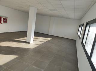 Lloguer Local Comercial  Brújula. Completamente terminada