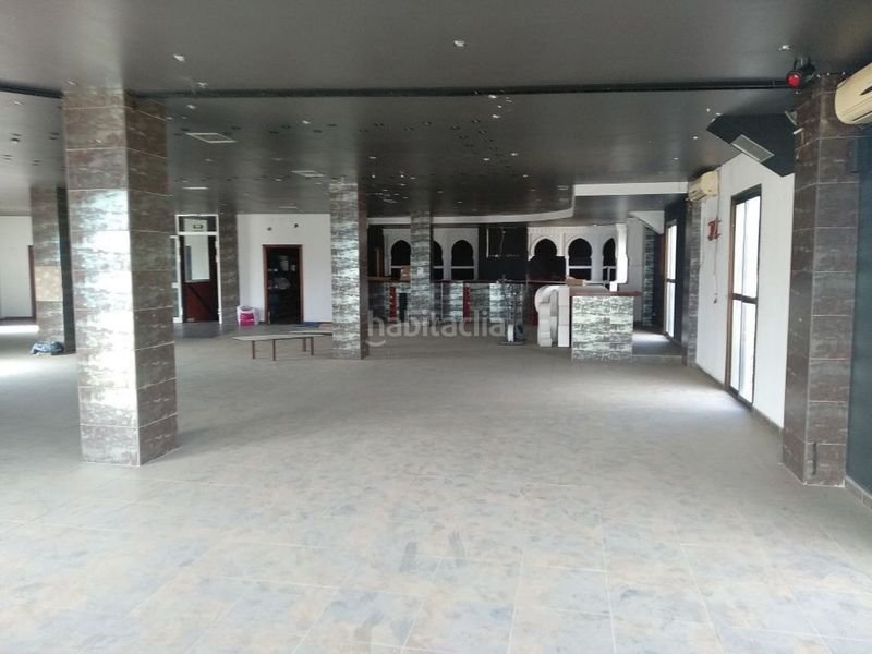 Foto 08f925eb-de35-40f1-b5ff-4d27a0e54d3f. Lloguer edifici a Espartinas pueblo Espartinas