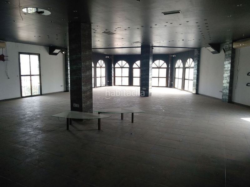 Foto b1b158dc-d32e-4880-bd2f-a7d6e7bb83c1. Lloguer edifici a Espartinas pueblo Espartinas