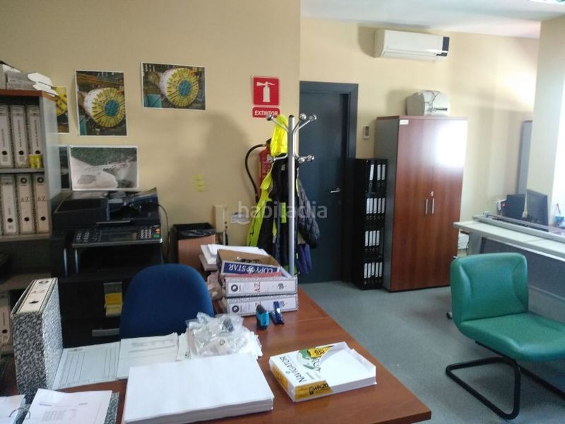 Foto 15c041e1-5a79-4686-8fa3-e78e9b6620ca. Ufficio in Gelves