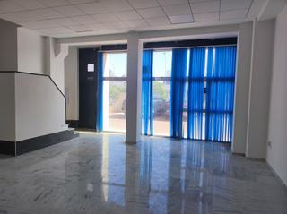 Location Bureau  Horizonte. Local comercial 150m2
