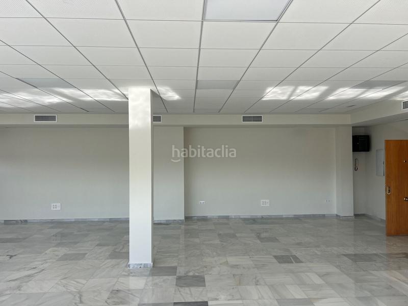 Foto 0e3e35ce-b882-4b96-8475-4cb3bb800690. Affitto ufficio con riscaldamento in Pisa Mairena del Aljarafe