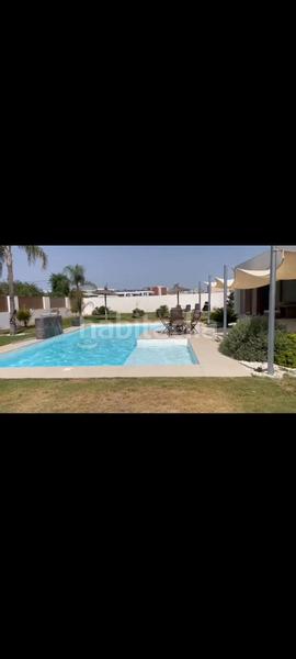 Foto 43314b0d-32ba-4f81-ba80-f12d04bef223. Casa chalet independiente con una moderna edificación en Mairena del Aljarafe