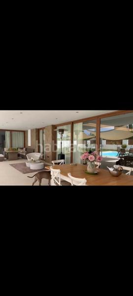 Foto 96d35fd5-42c1-48a9-b853-f284f0a7dd03. Casa chalet independiente con una moderna edificación en Mairena del Aljarafe
