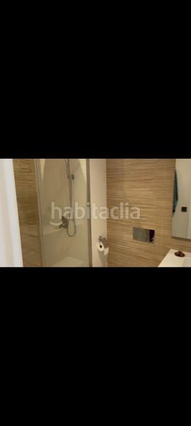 Foto c6cb633d-0b3b-46b0-958b-63890d3683d7. Casa chalet independiente con una moderna edificación en Mairena del Aljarafe