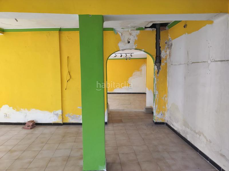 Foto 12d283fb-5ad2-4ce8-a9e7-e449ce5bf125. Alquiler local comercial zona centrica en Gelves