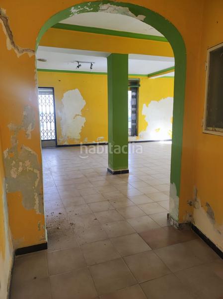 Foto e588573e-ec76-4cbf-bbf6-51a063ddb415. Alquiler local comercial zona centrica en Gelves