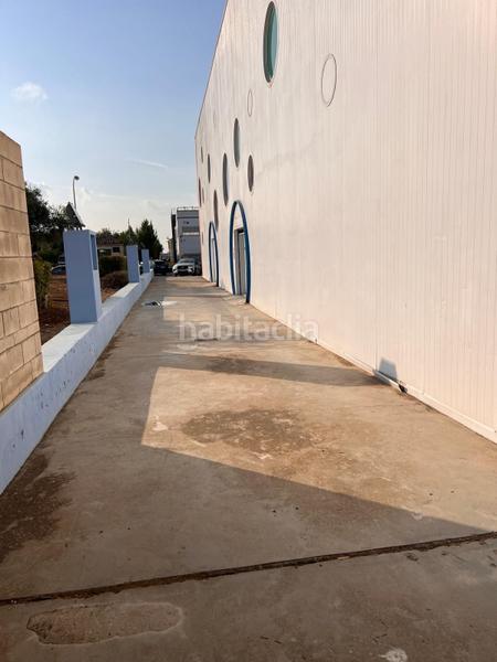 Foto 81f0065c-c7c1-4f4c-b05f-5f85f78d89b4. Alquiler nave industrial nave de 800m2 útil 500m2 en una entreplanta en Mairena del Aljarafe