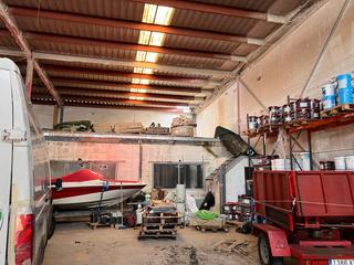 Nau industrial  Aznalcazar. 2 naves unidas