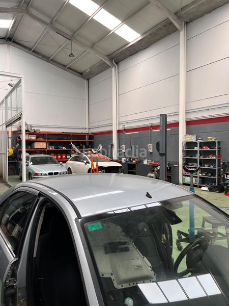 Foto 478f92c5-7905-4bcd-895b-ac018a48b455. Rent industrial building in Santiponce