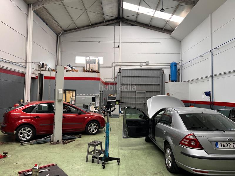 Foto 77aefe7c-9af3-4694-8c33-f028971d5979. Rent industrial building in Santiponce