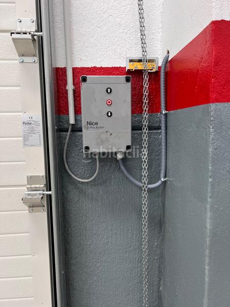 Foto 8bcb2b43-6782-43be-ac16-ebdfdc20a102. Rent industrial building in Santiponce