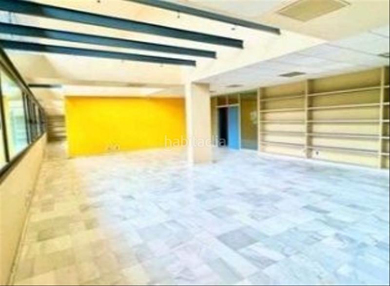 Foto 572f434d-1dab-4001-8dd9-3b38c4f41eb1. Rent building in Pisa Mairena del Aljarafe