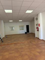 Location Local commercial  Duque de rivas. Local comercial centro bormujos