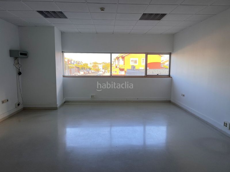 Foto cc8d95ce-debf-4ec3-aa99-cf4b38bcb30d. Affitto ufficio in perú 49 in Avenida Juan Diego Bormujos