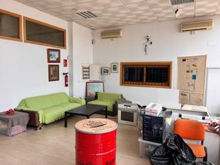 Location Bâtiment à usage industriel  Limón. Nave industrial 900m2