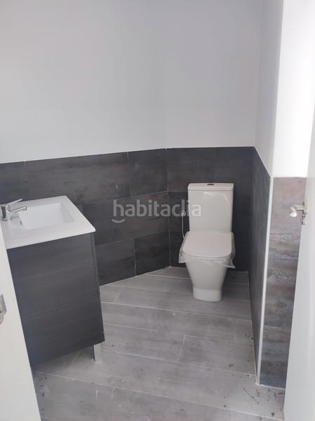 Foto e13cd9ff-7b2b-4821-a313-1cb505500207. Location bâtiment à usage industriel dans Pisa Mairena del Aljarafe