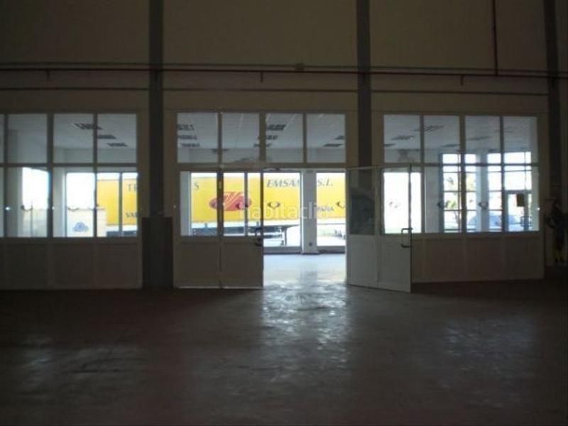 Foto 01e7a930-fb9c-4d5a-81eb-7023c3dfab3f. Bâtiment à usage industriel dans Gelves