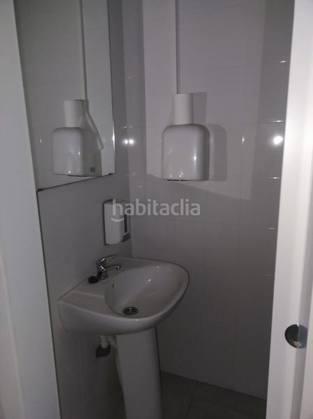 Foto 54ffa703-2309-4216-86ed-8cd656063721. Bâtiment à usage industriel dans Gelves