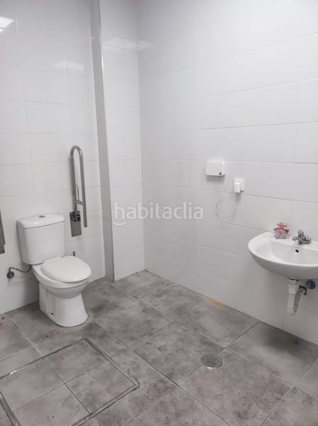 Foto 87aa583e-0d69-4126-ad8a-72e703ee08a2. Bâtiment à usage industriel dans Gelves