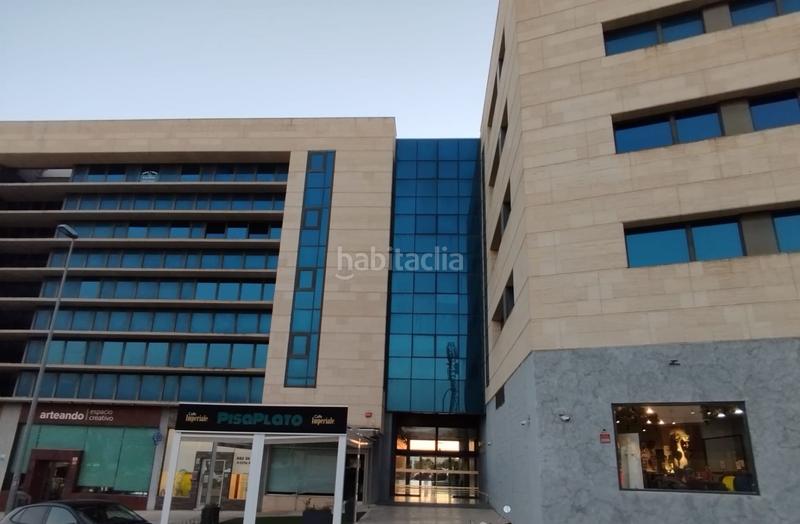 Foto 7dd8a2b1-3259-4c75-b677-a676e16ce372. Alquiler oficina en industria 5 ofinas metropol!!! en Mairena del Aljarafe