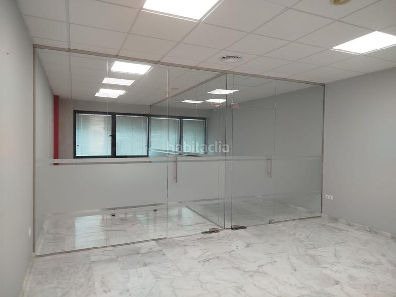 Foto 48a7e37f-9bf3-498c-a925-33277693fe08. Miete büro in industria 5 in Pisa Mairena del Aljarafe