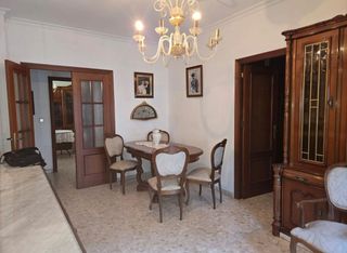 Casa adossada  Tarragona. Casa de tres plantas en 233m2