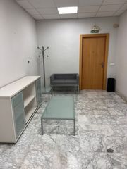 Lloguer Oficina  Horizonte. Oficina, amueblada y con luz