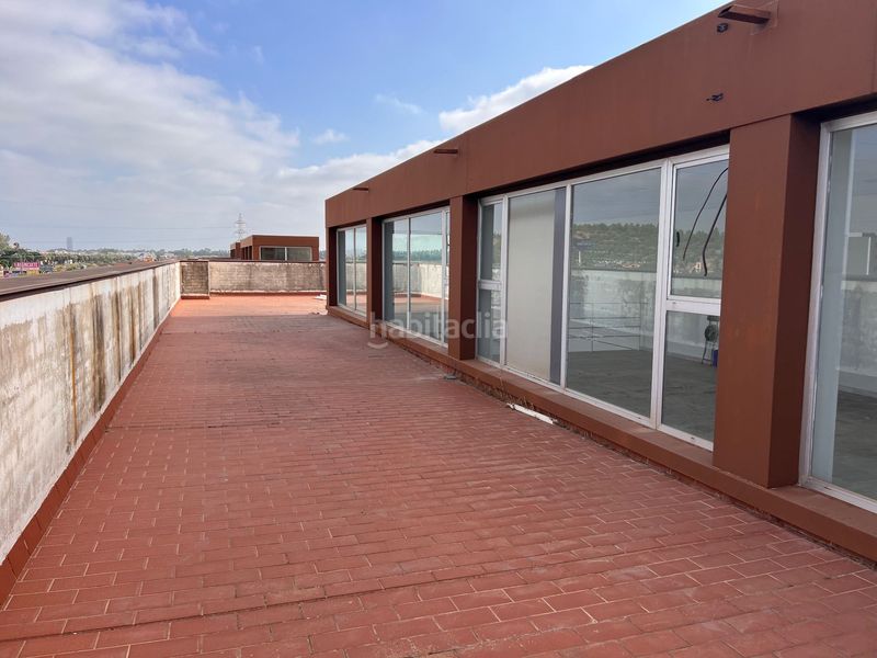 Foto 55922d3e-1e49-4143-b761-a18c81f0fb23. Alquiler edificio  en alquiler citec en Gelves