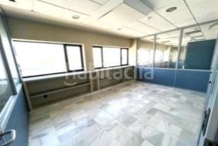 Foto f584702b-3375-44fc-9605-2e7218aae9e7. Edificio in Pisa Mairena del Aljarafe