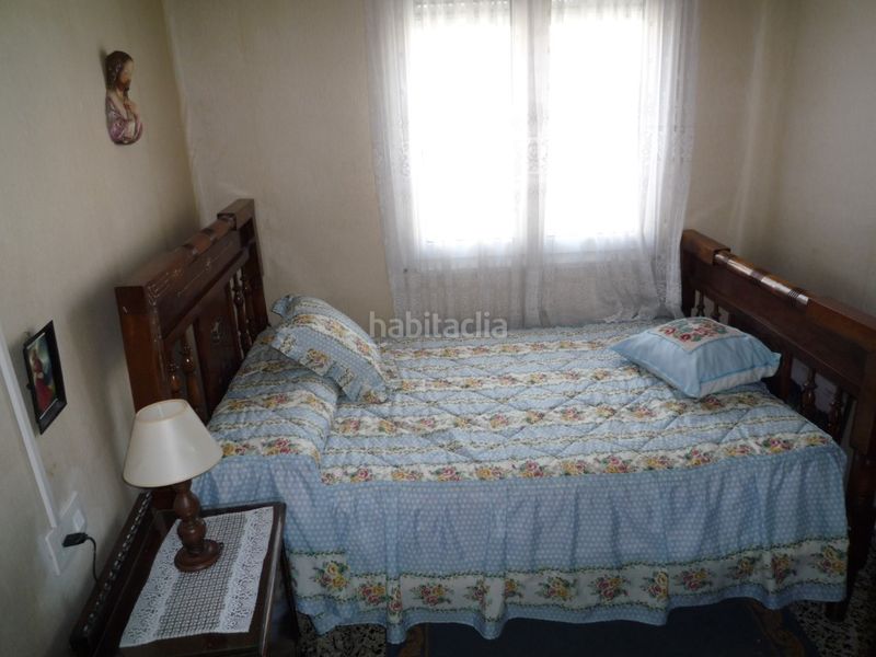 Foto dc40a88c-7286-46fe-ba0d-566ea67d9595. Casa a Cacabelos