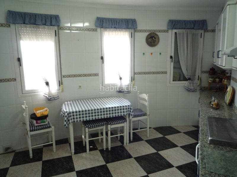 Foto c1850db7-ba22-4302-8086-ce5777325b25. Pis amb aparcament a Cacabelos