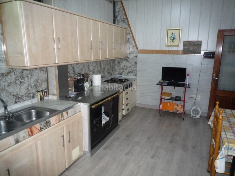 Foto a217236a-98c6-44cd-9f7c-f811da54dac4. Casa a Cacabelos