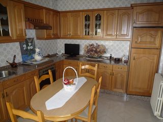Haus  Calle santiago peñalba. Casa en cacabelos