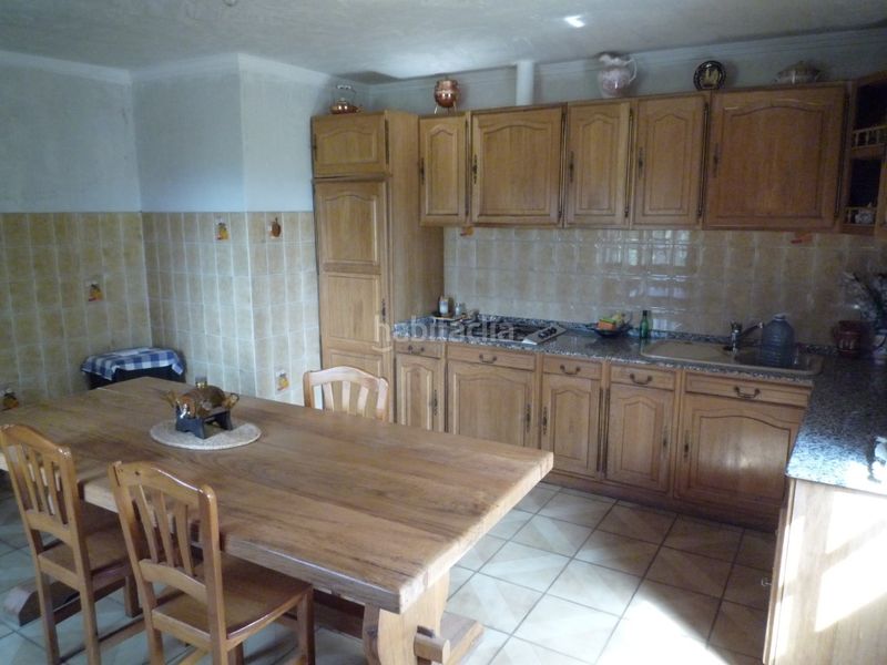 Foto 0f4dd91c-8ef7-425b-8961-0e6a4ce88fdd. Casa a Cacabelos