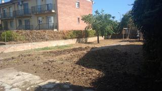 Terreny residencial  Carrer del dos de maig. Solar urbano aislado y totalmente plano en el eixample de parets